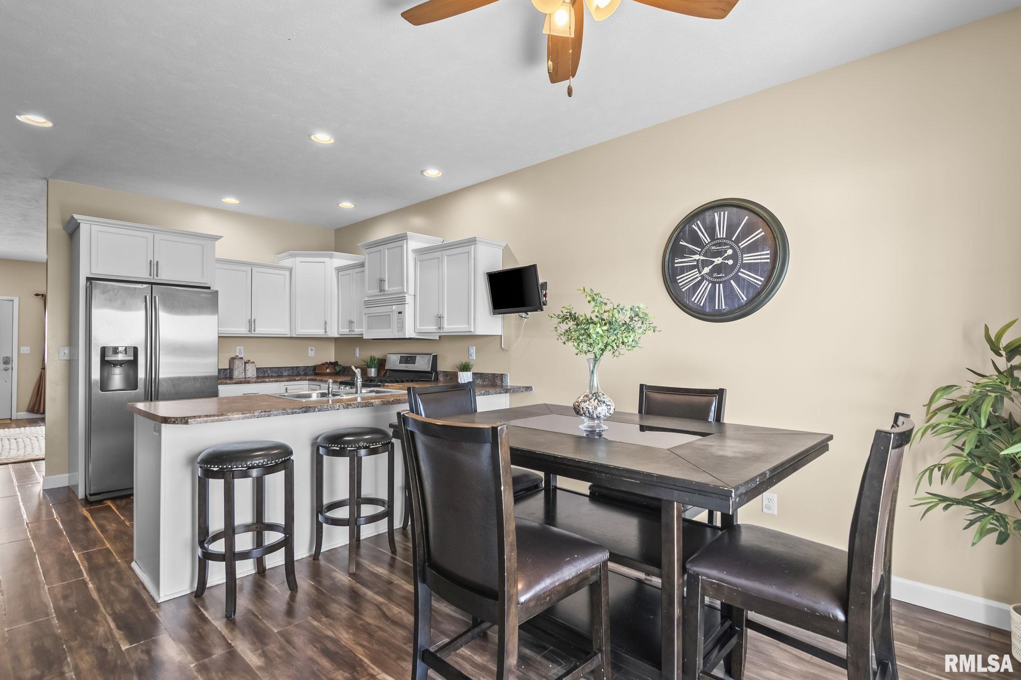 3813 Sugar Loaf Drive Springfield, IL 62711 - Photo 10 of 30