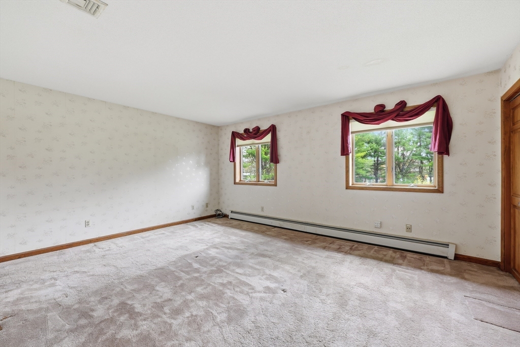 53 Hampden Road East Longmeadow, MA 01028 - Photo 17 of 32