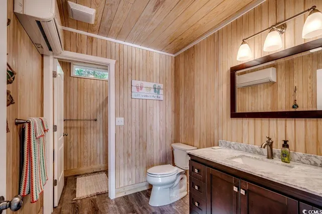 $1,200,000 | 405 Calhoun Drive, Murrells Inlet, SC 29576