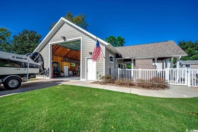 $1,200,000 | 405 Calhoun Drive, Murrells Inlet, SC 29576