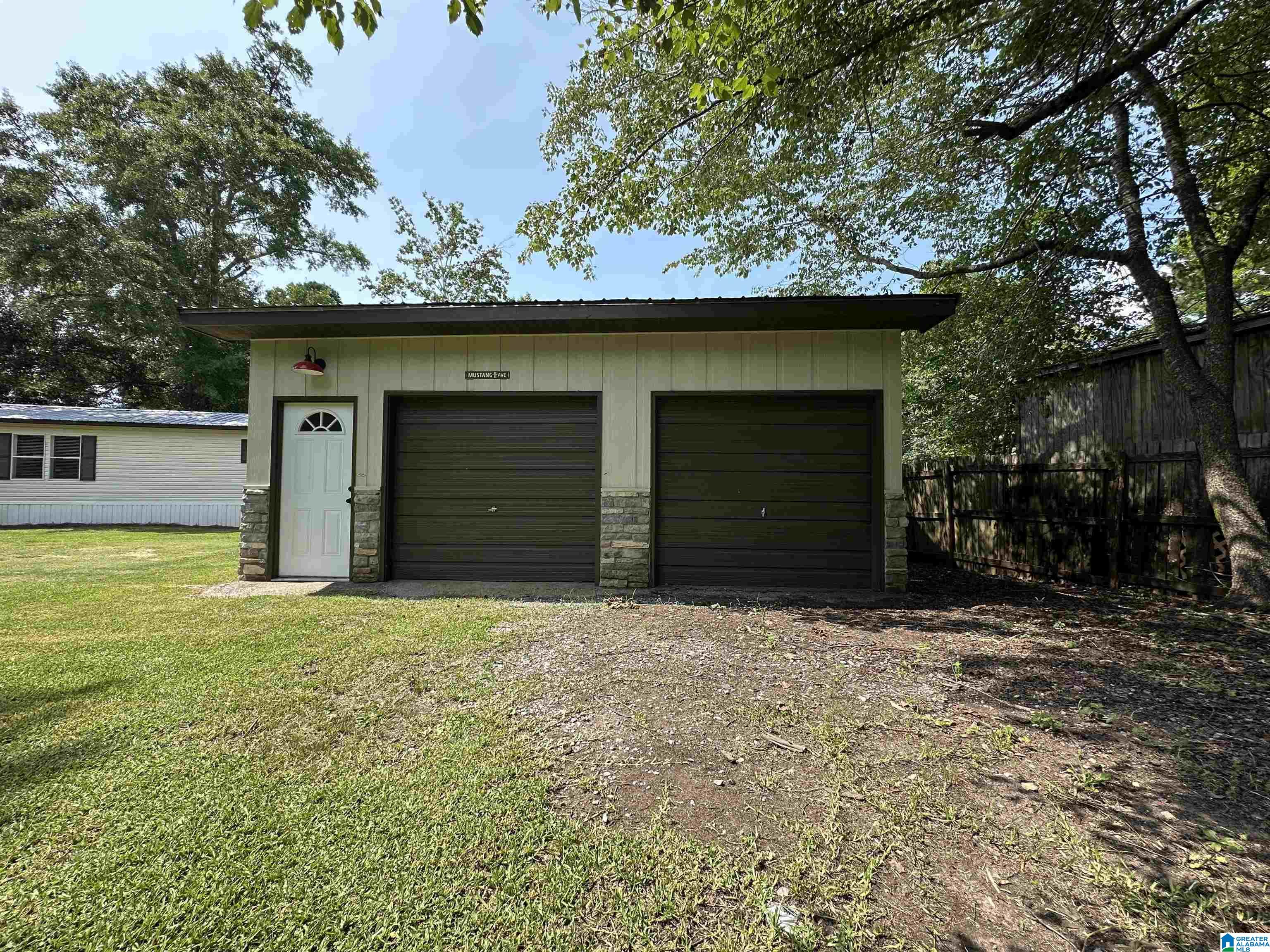 1576 Green Hills Road Ohatchee, AL 36271 - Photo 7 of 33