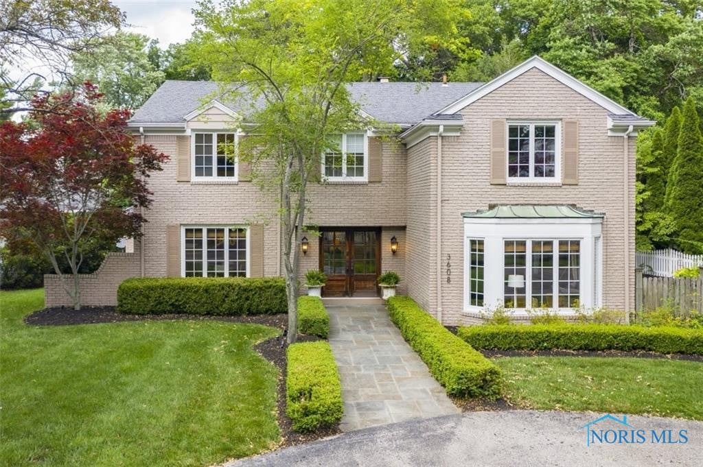 3608 Edgevale Road Toledo, OH 43606 - Photo 1 of 34 Gallery Image 1