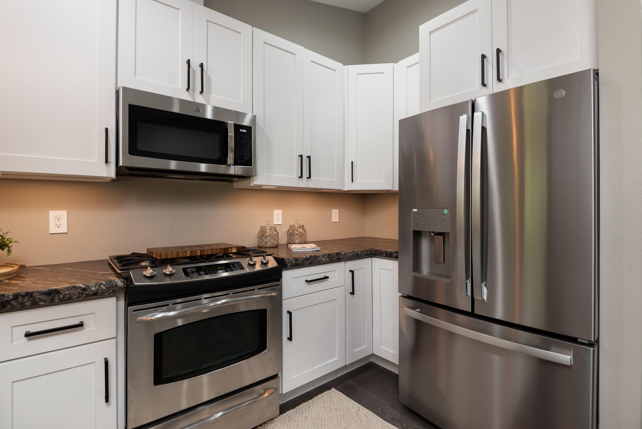 17032 Merced Road Bend, OR 97707 - Photo 11 of 36 11Fridge
