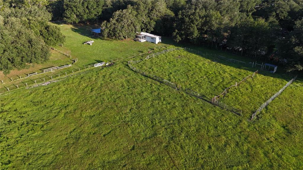 22510 Northeast 130th Court Road Fort McCoy, FL 32134 - Photo 4 of 11 Gallery Image 4