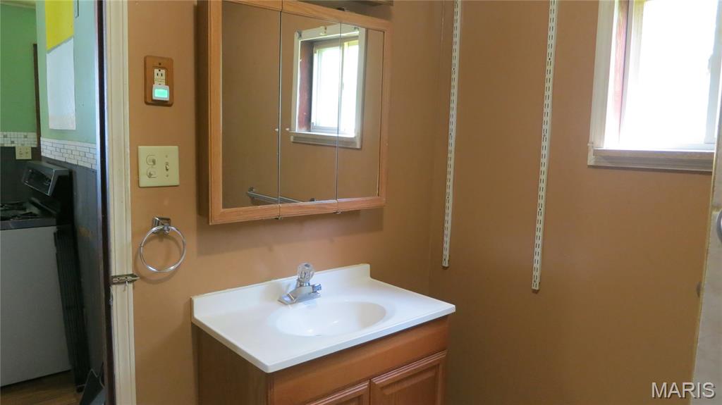 508 Stowell Avenue Alton, IL 62002 - Photo 14 of 16