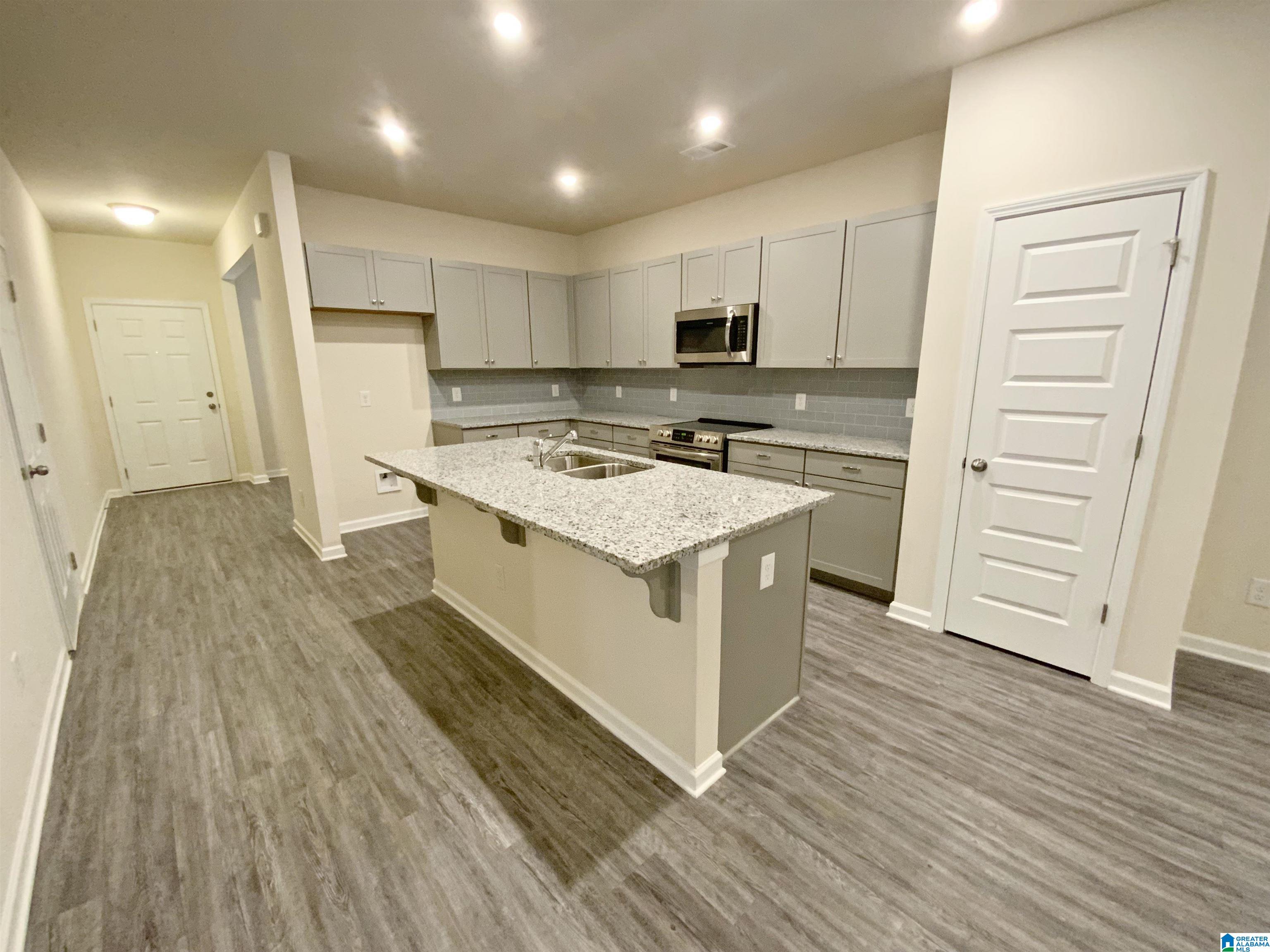 98 Valley Circle Lincoln, AL 35096 - Photo 5 of 31