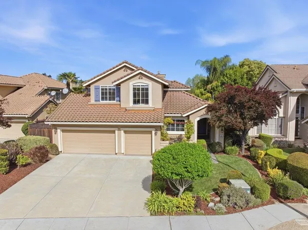 $1,748,000 | 517 Calle Florencia, Morgan Hill, CA 95037