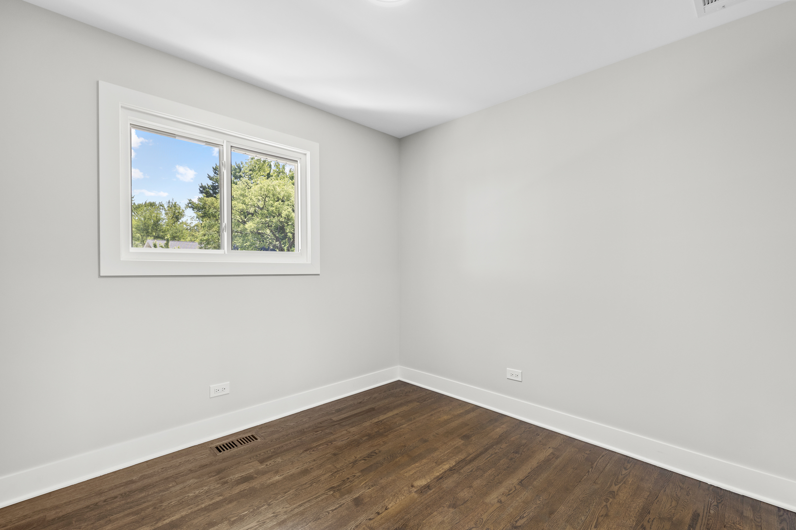 1570 Jefferson Road Hoffman Estates, IL 60169 - Photo 17 of 30