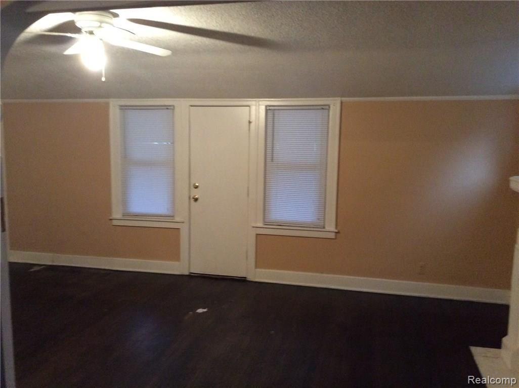 17535 Santa Rosa Drive Detroit, MI 48221 - Photo 3 of 8 IMG_8865.JPG
