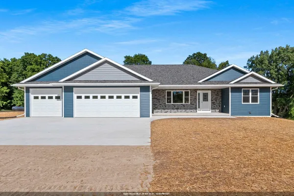 $530,000 | 7310 Birdie View Lane, Oconto, WI 54153