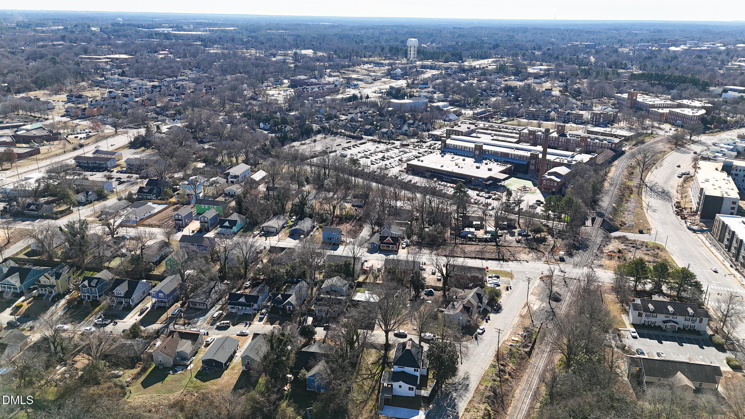 701 Eva Street Durham, NC 27701 - Photo 22 of 29 an aerial view of multiple house