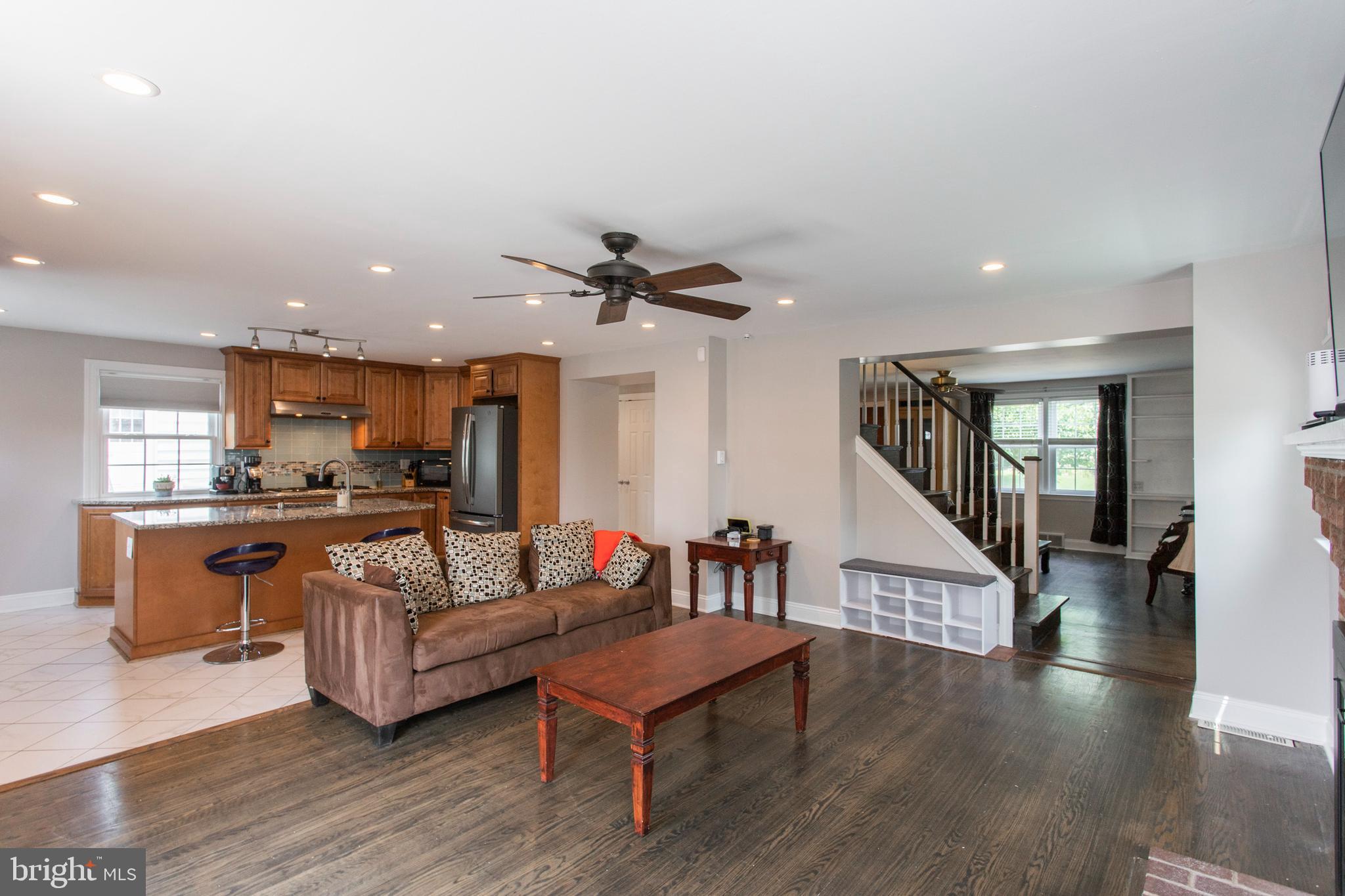 106 Heatherwood Road Havertown, PA 19083 - Photo 16 of 38 Family Room