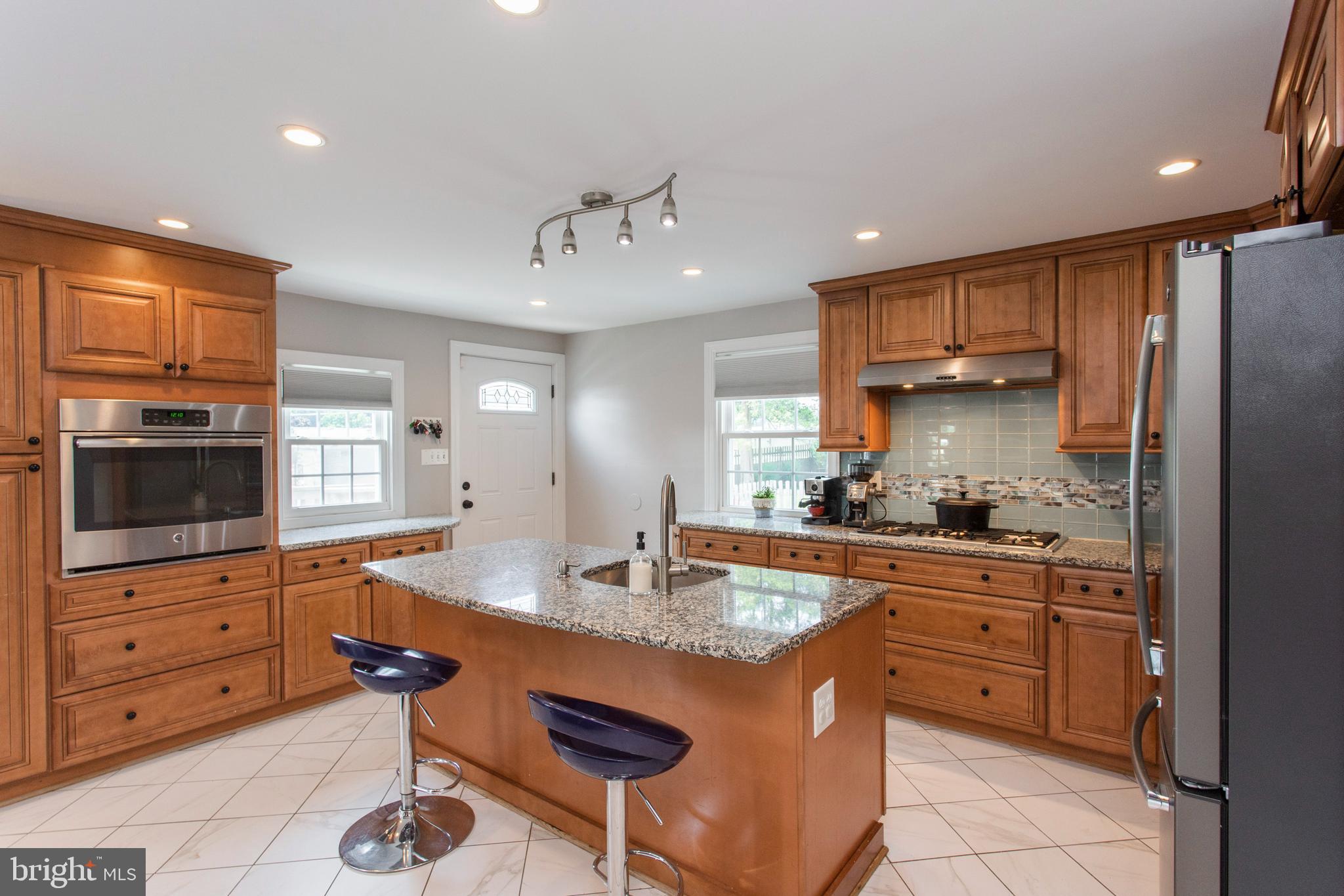 106 Heatherwood Road Havertown, PA 19083 - Photo 21 of 38 Outside Exit to Deck
