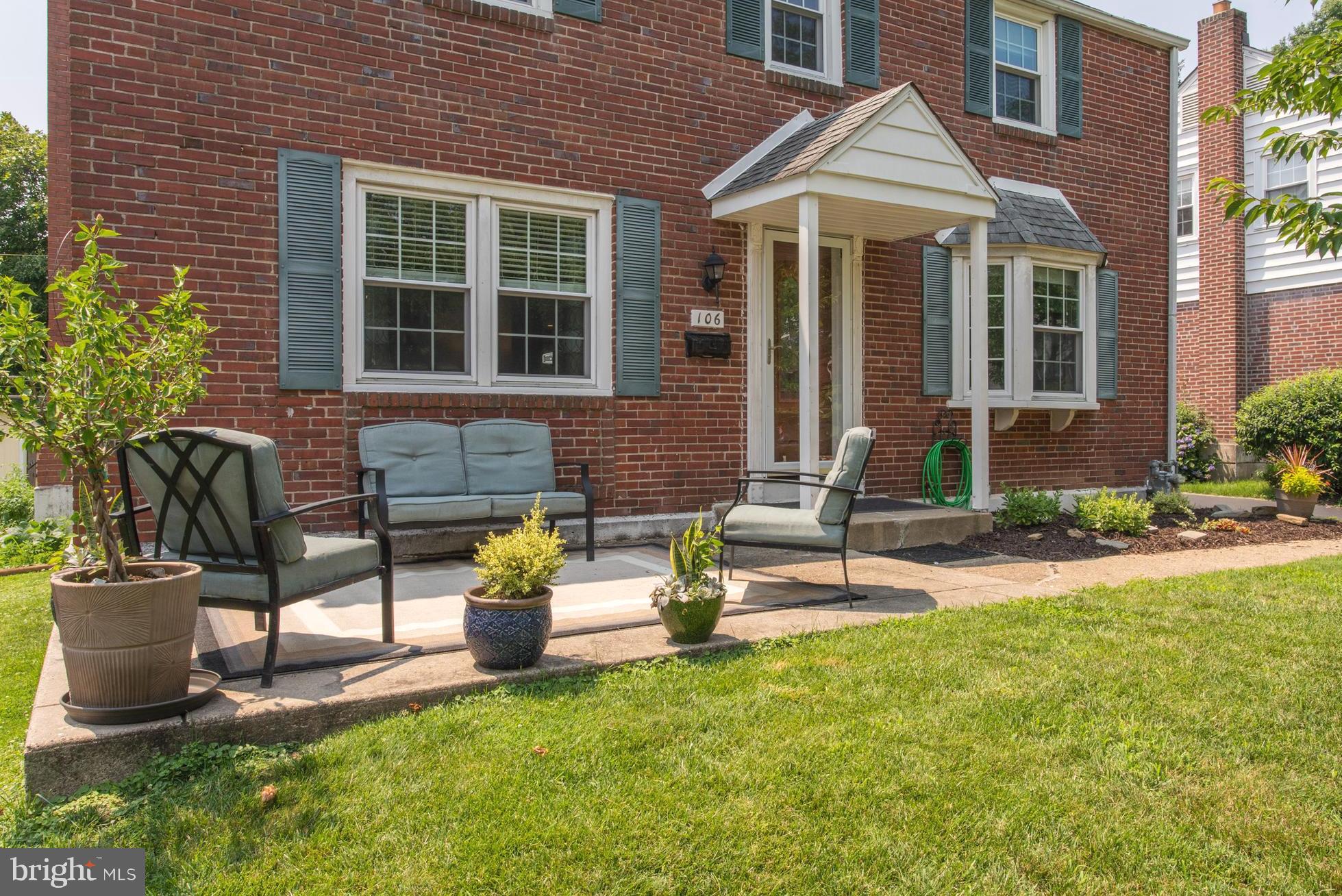 106 Heatherwood Road Havertown, PA 19083 - Photo 4 of 38 Front Patio