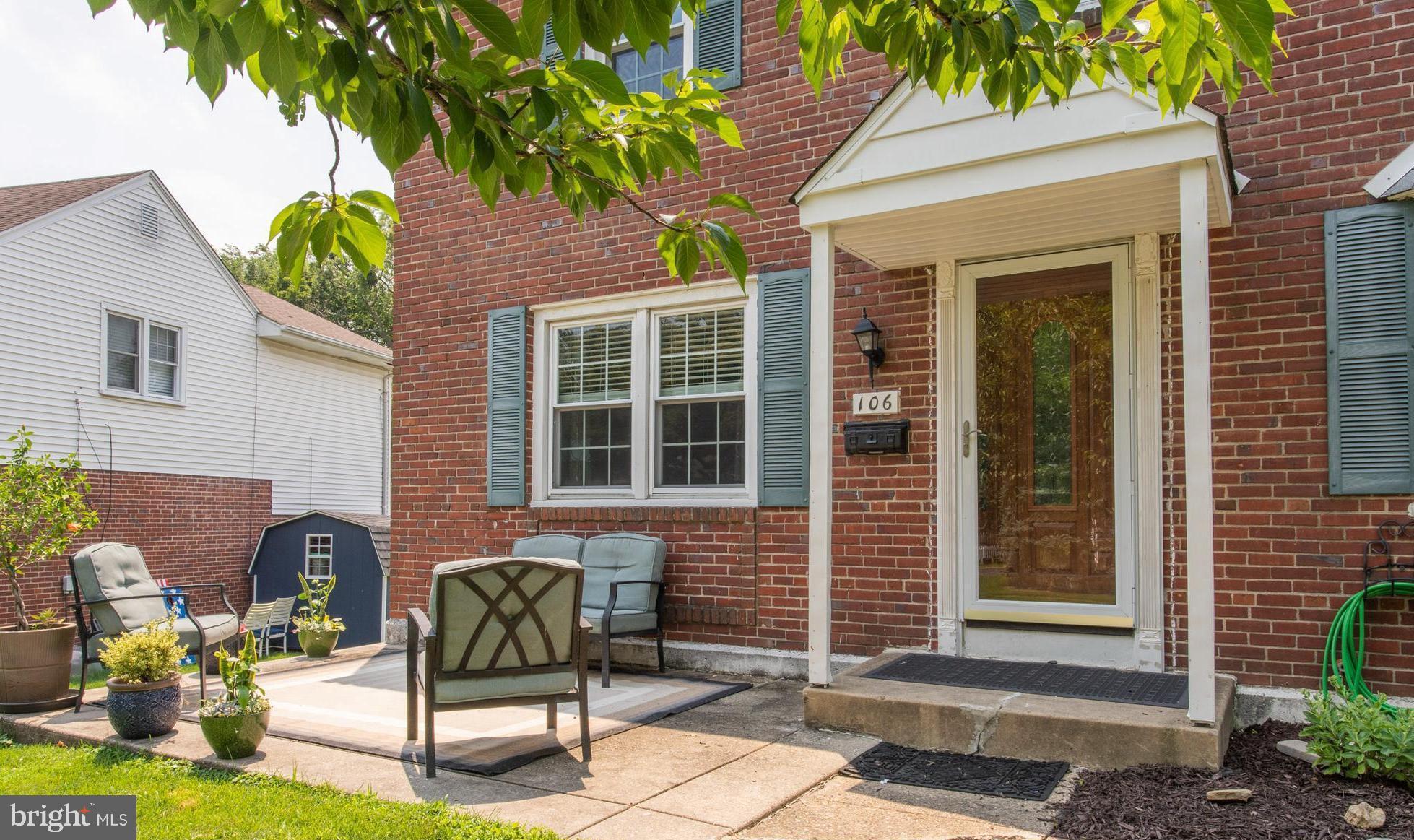 106 Heatherwood Road Havertown, PA 19083 - Photo 5 of 38 Front Patio