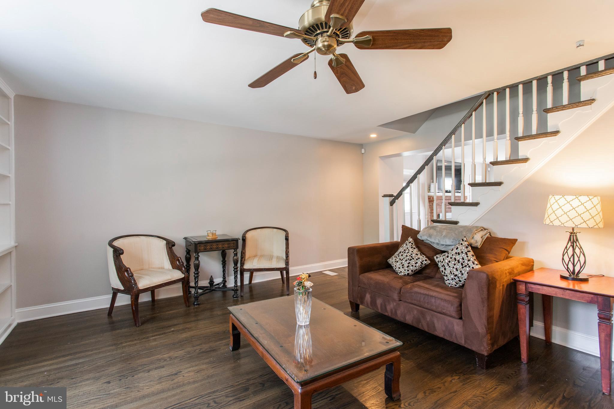 106 Heatherwood Road Havertown, PA 19083 - Photo 9 of 38 Living Room