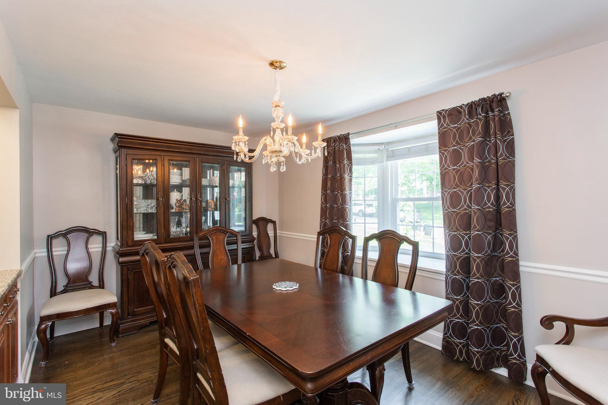106 Heatherwood Road Havertown, PA 19083 - Photo 10 of 38 Dining Room with Bay Window