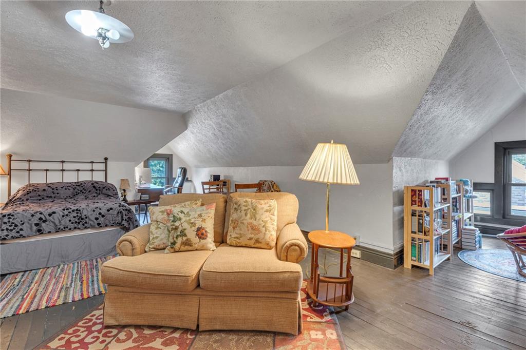 1041 4th Street Beaver, PA 15009 - Photo 27 of 39