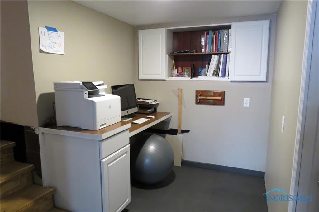 4351 Foxchapel Road Toledo, OH 43607 - Photo 16 of 19 Gallery Image 16