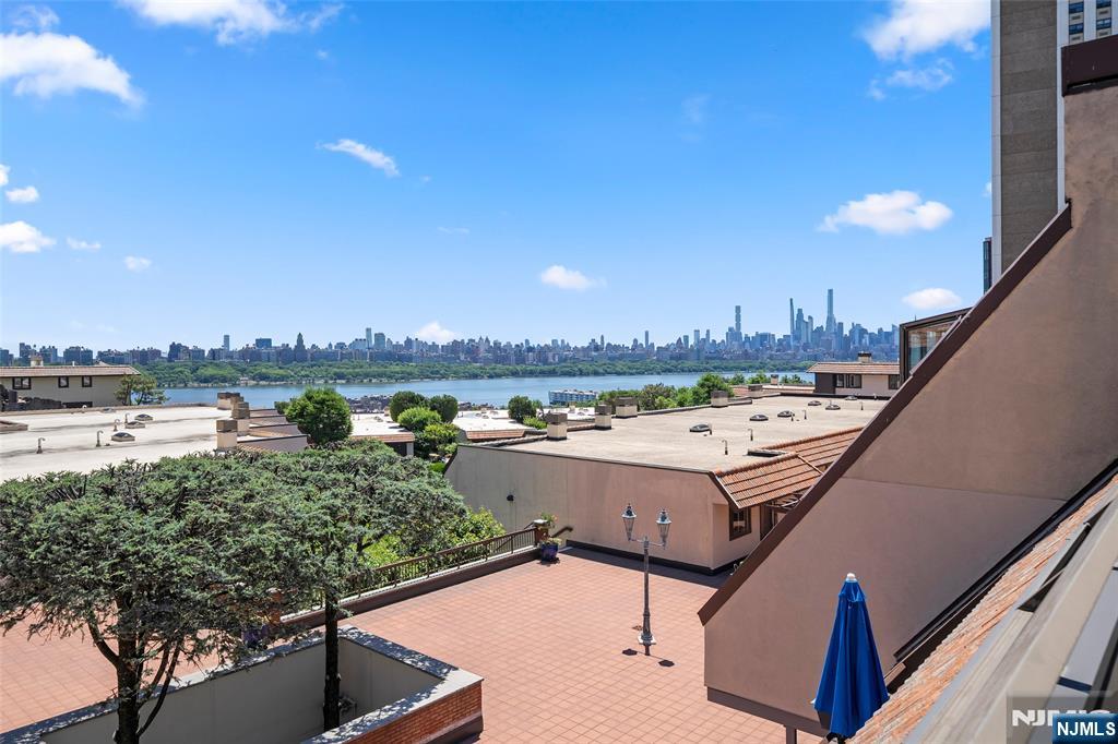 300 Gorge Road, Unit 62 Cliffside Park, NJ 07010 - Photo 6 of 31