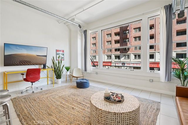 $490,000 | 939 South Broadway, Unit 203, Los Angeles, CA 90015