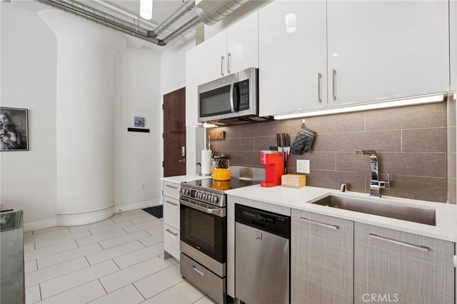 $490,000 | 939 South Broadway, Unit 203, Los Angeles, CA 90015