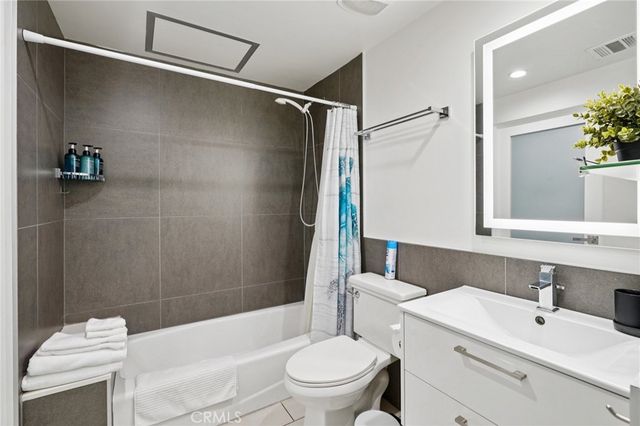 $490,000 | 939 South Broadway, Unit 203, Los Angeles, CA 90015