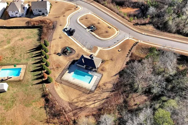 $529,999 | 6968 Manchester Drive, Flowery Branch, GA 30542