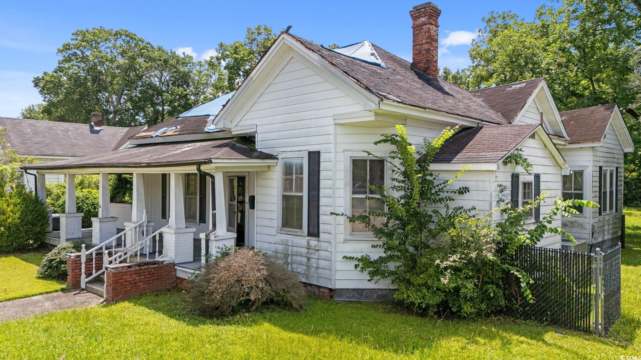 120 Academy Street Mullins, SC 29574 - Photo 2 of 40