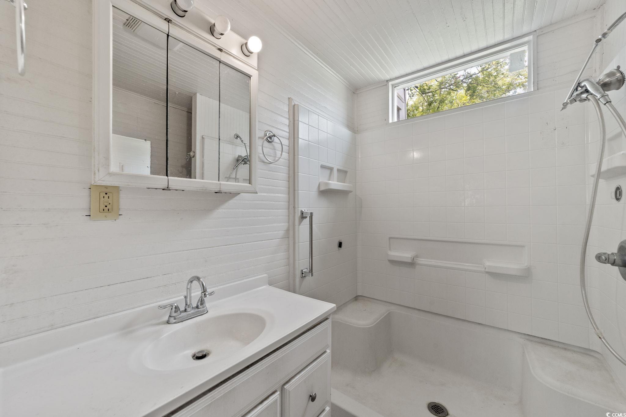 120 Academy Street Mullins, SC 29574 - Photo 27 of 40