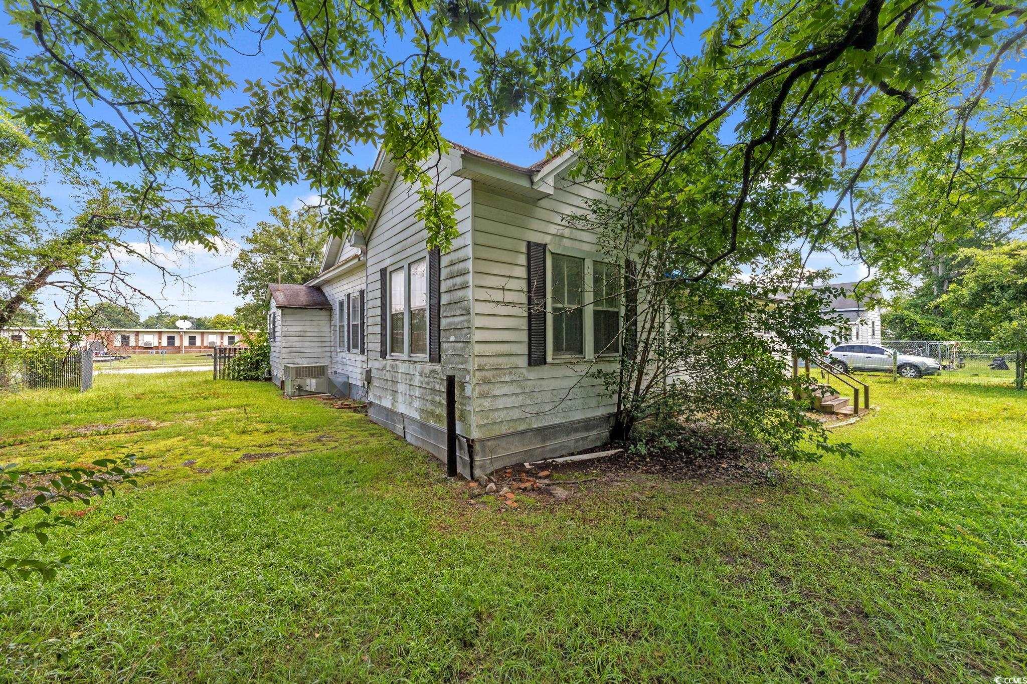 120 Academy Street Mullins, SC 29574 - Photo 4 of 40