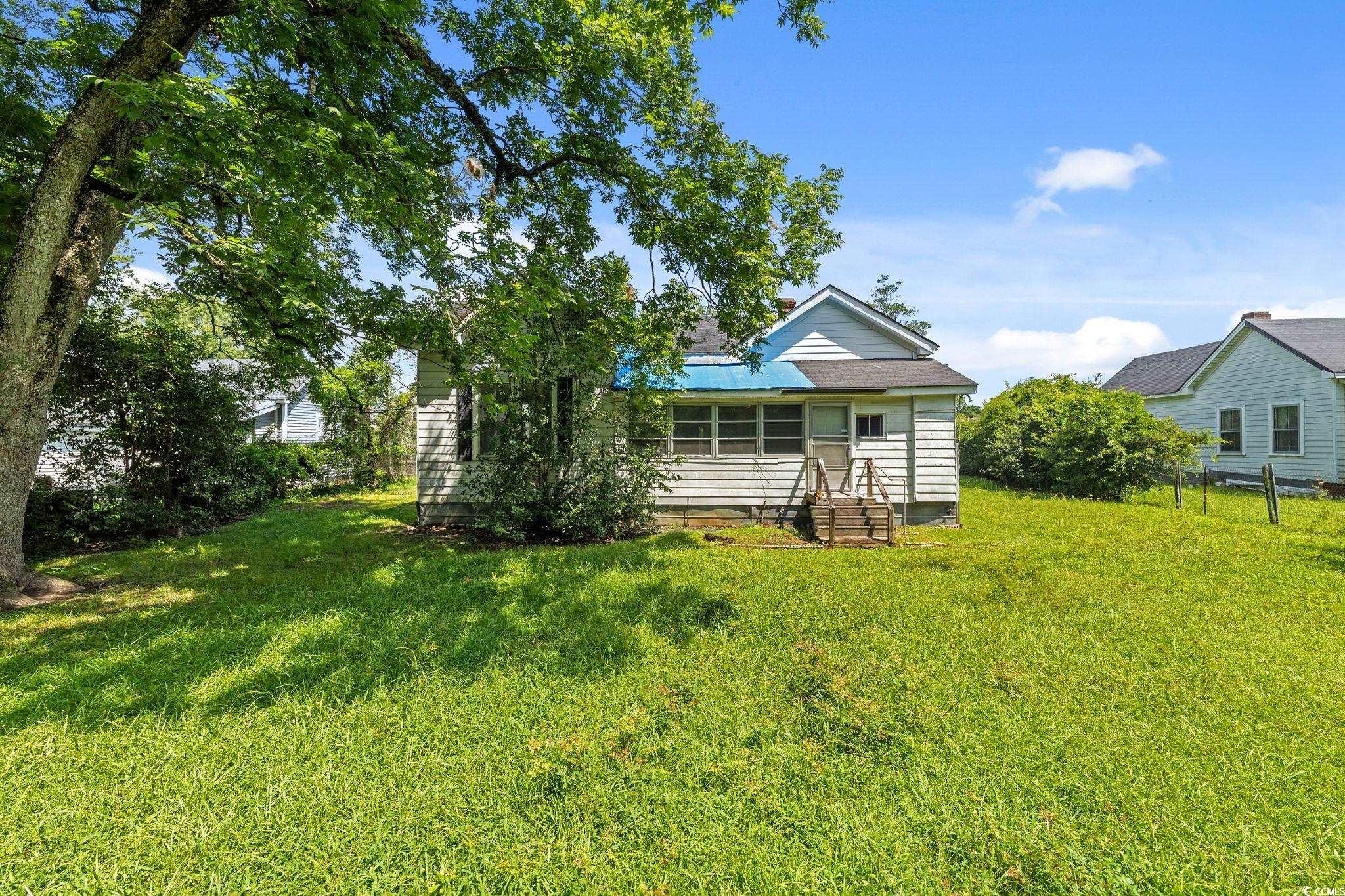 120 Academy Street Mullins, SC 29574 - Photo 7 of 40