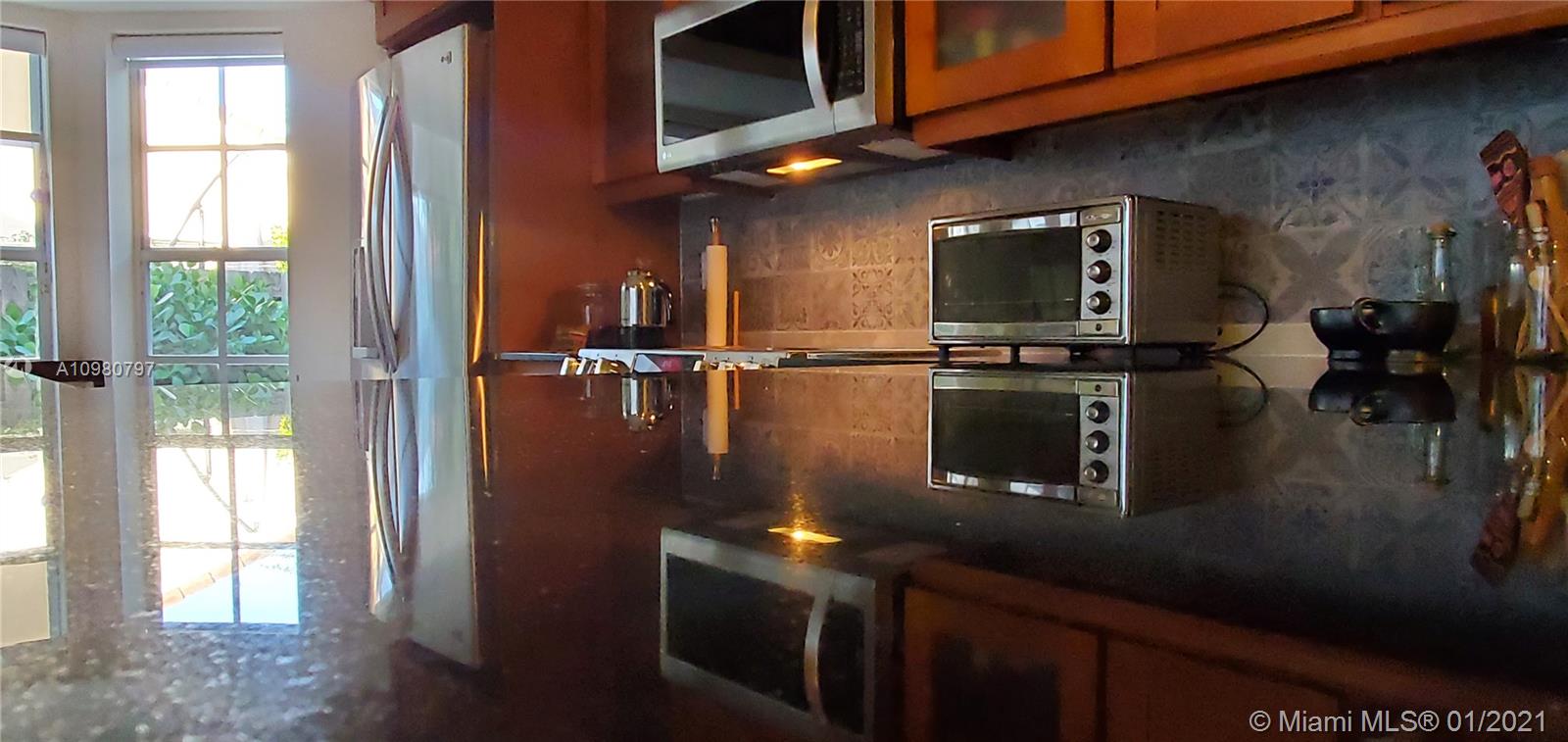 1447 Garden Road Weston, FL 33326 - Photo 19 of 39 Gallery Image 19
