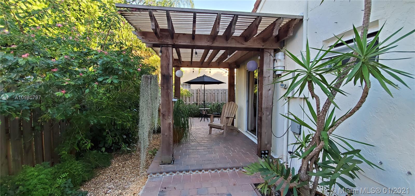 1447 Garden Road Weston, FL 33326 - Photo 33 of 39 Gallery Image 33