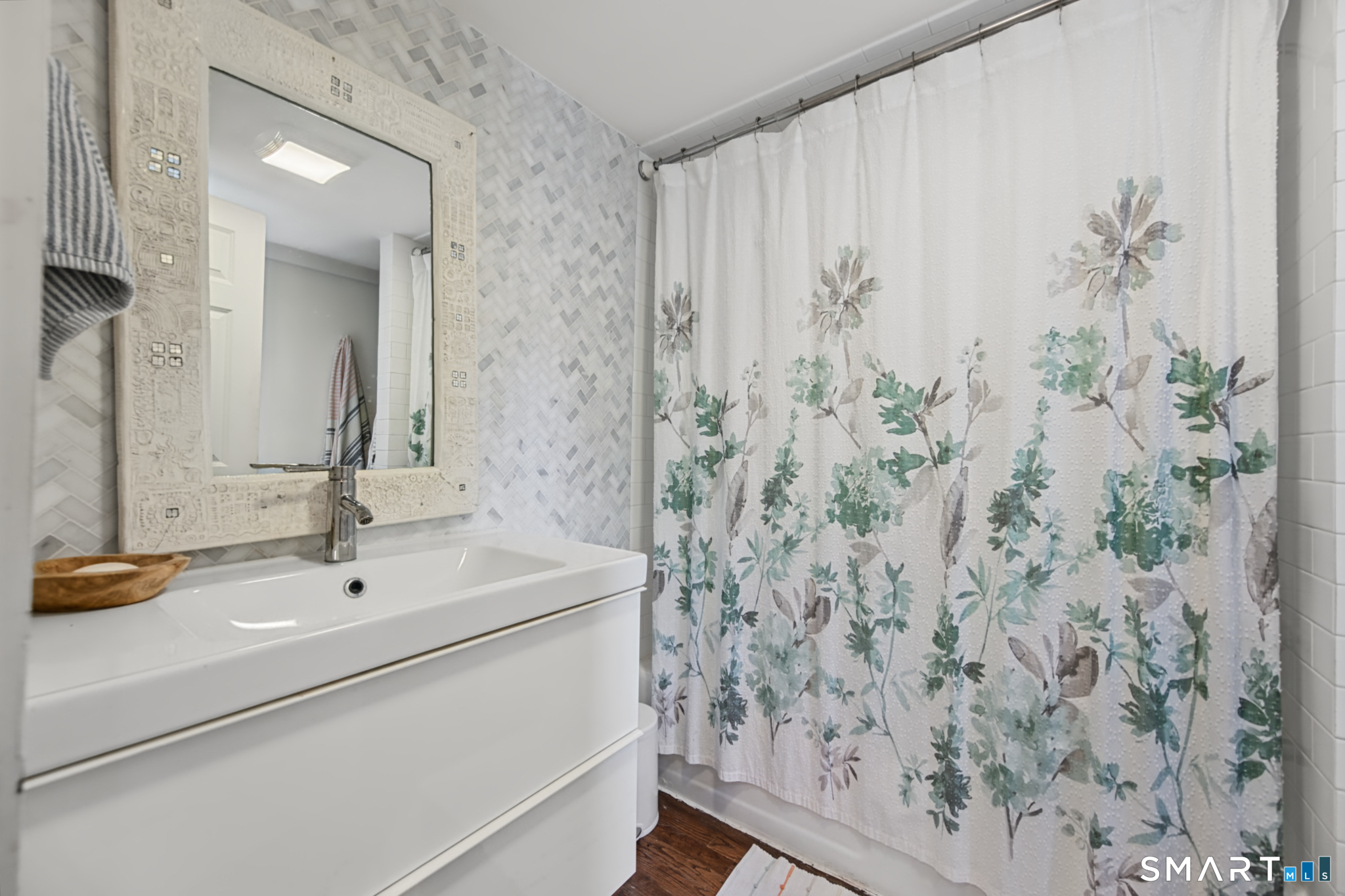 42 Little Road Morris, CT 06763 - Photo 8 of 34 Gallery Image 8