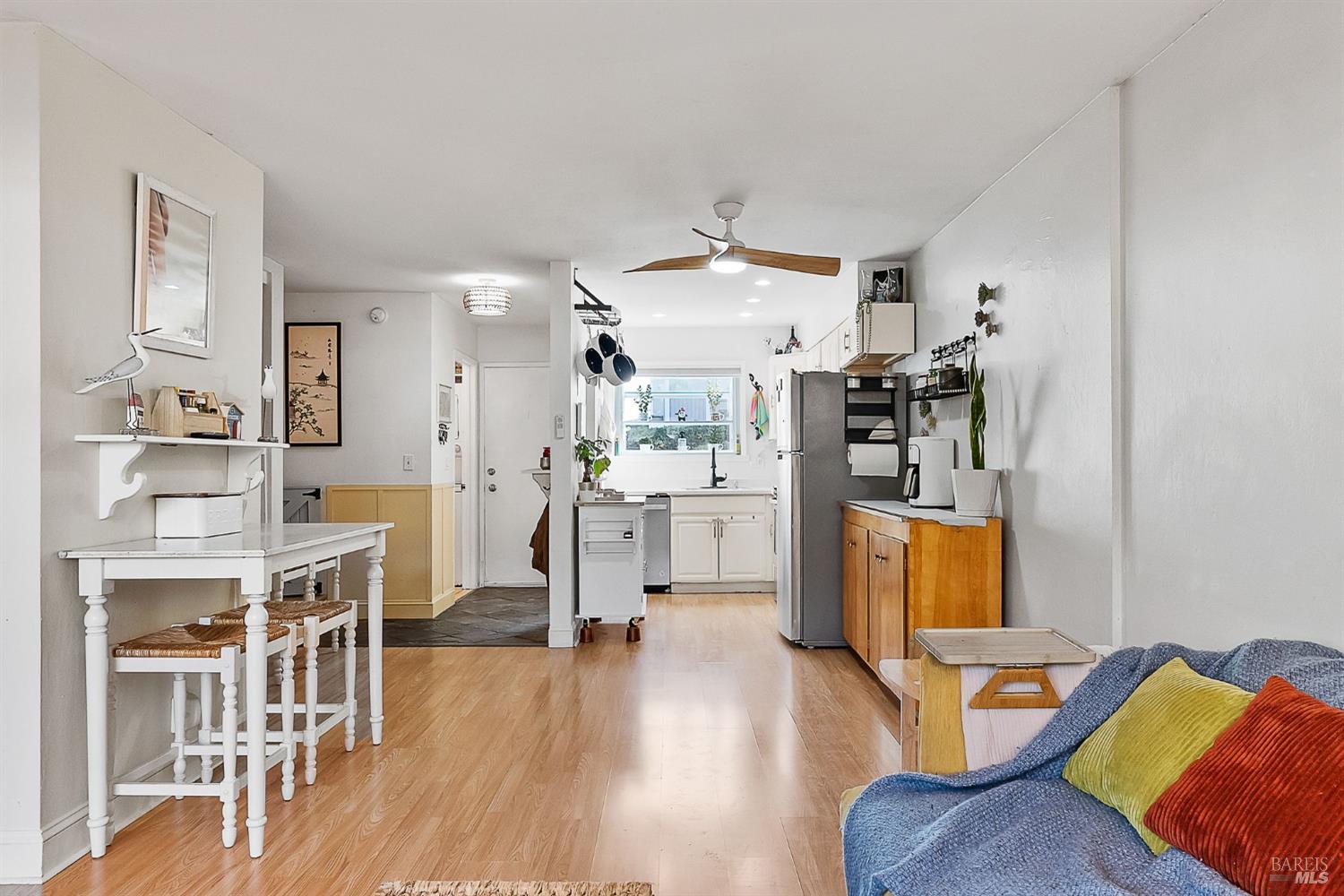 900 Southampton Road, Unit 27 Benicia, CA 94510 - Photo 12 of 33