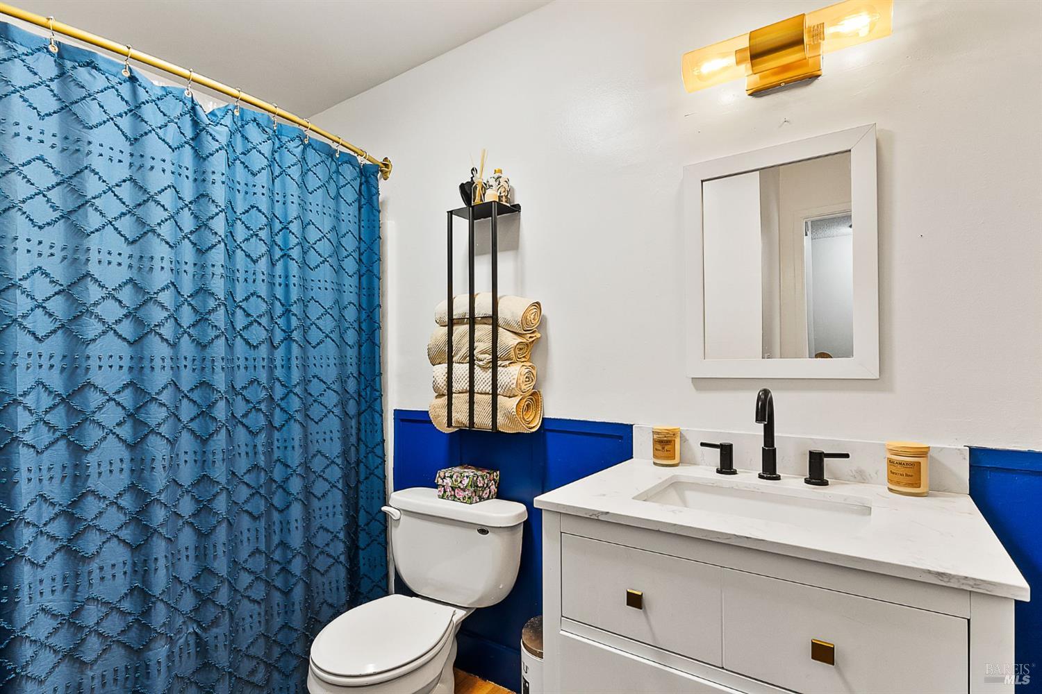 900 Southampton Road, Unit 27 Benicia, CA 94510 - Photo 16 of 33