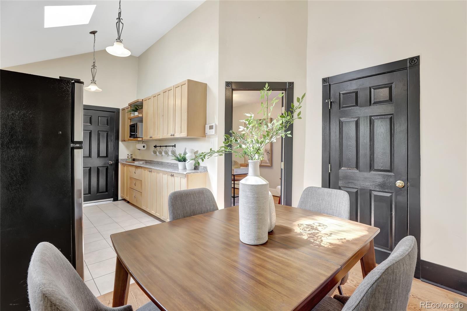 457 Fox Street Denver, CO 80204 - Photo 14 of 33