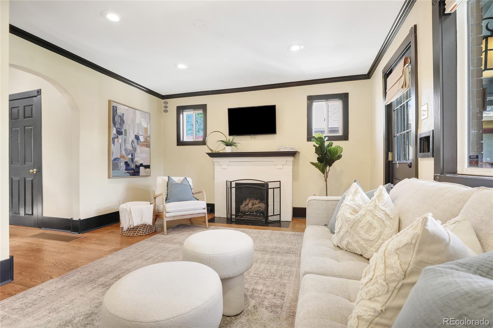 457 Fox Street Denver, CO 80204 - Photo 6 of 33