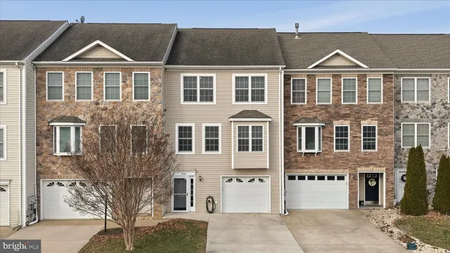 $325,000 | 160 Baltusrol Drive, Charles Town, WV 25414