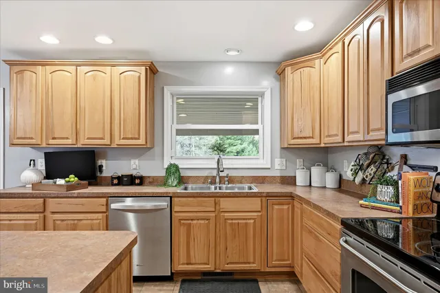 $325,000 | 160 Baltusrol Drive, Charles Town, WV 25414