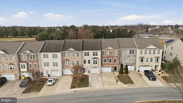 $325,000 | 160 Baltusrol Drive, Charles Town, WV 25414