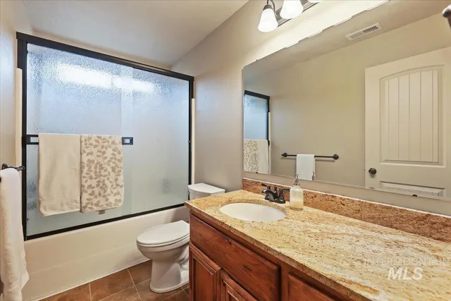 $440,000 | 647 North Shadowfox Place, Eagle, ID 83616