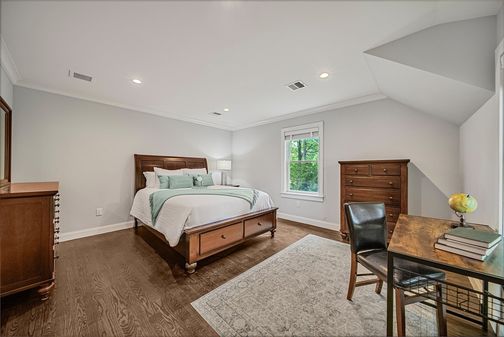 7 Bemis Road Wellesley, MA 02481 - Photo 11 of 31