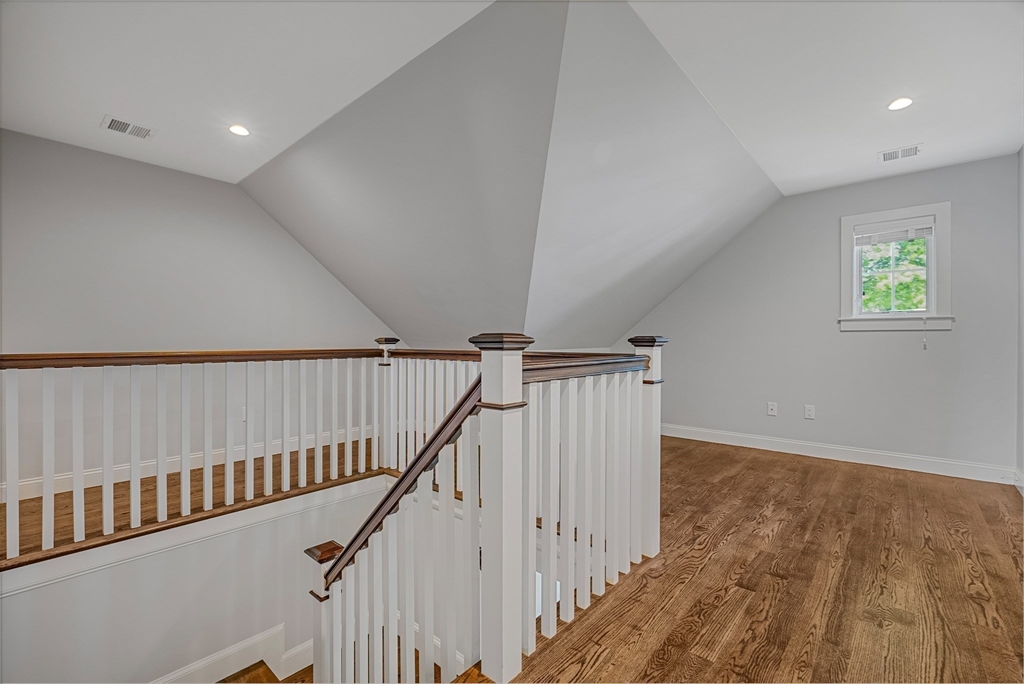 7 Bemis Road Wellesley, MA 02481 - Photo 17 of 31