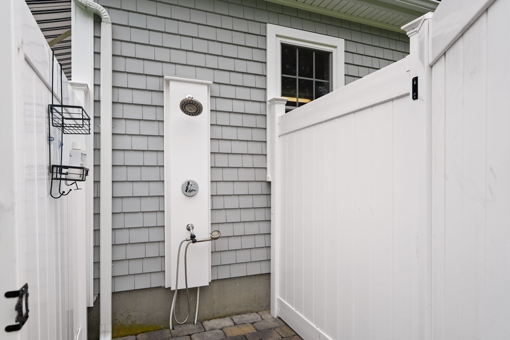 85 Mann Hill Road Scituate, MA 02066 - Photo 30 of 36 Gallery Image 30