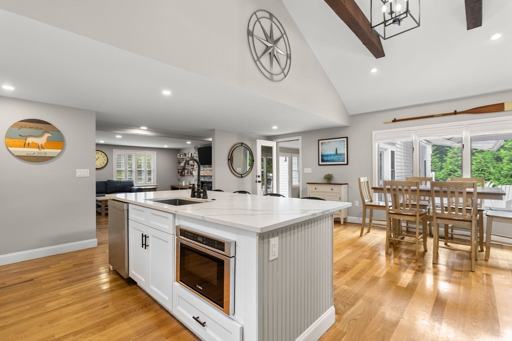 85 Mann Hill Road Scituate, MA 02066 - Photo 10 of 36 Gallery Image 10