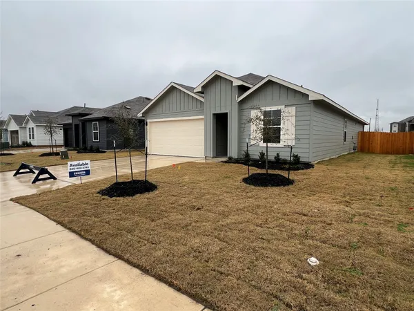 $2,250 | 221 Wirecrested Drive, Lockhart, TX 78644