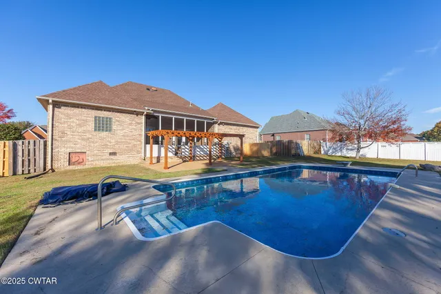 $479,900 | 34 Larkwood Drive, Jackson, TN 38305