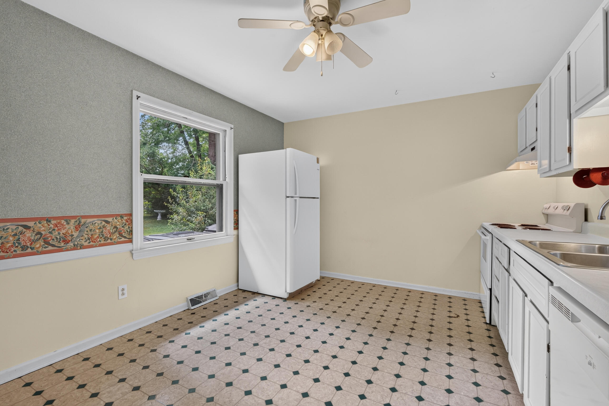 2184 Stephens Lane Lexington, KY 40504 - Photo 9 of 22 2184stephens09